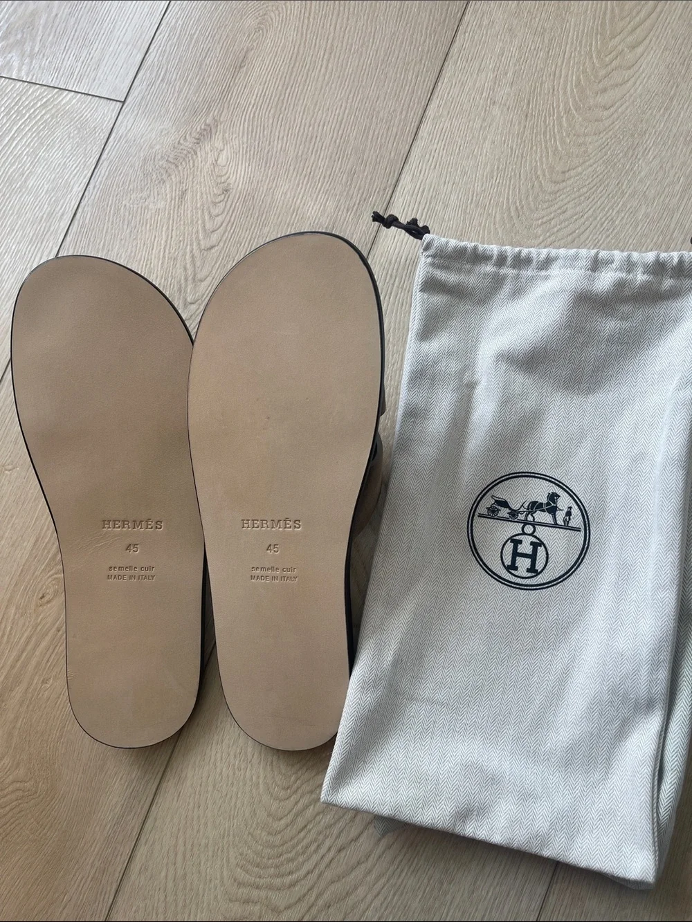 Hermès Izmir Sandals - Brown/ Taupe Suede